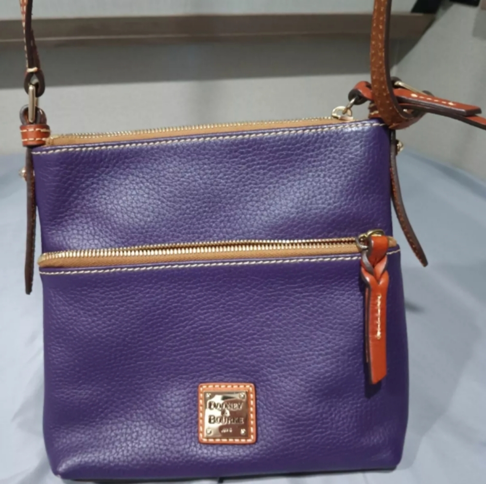 dooney and bourke small crossbody purse